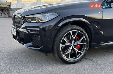 Позашляховик / Кросовер BMW X6 2022 в 