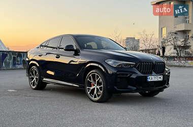 Позашляховик / Кросовер BMW X6 2022 в 