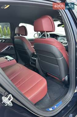 Внедорожник / Кроссовер BMW X6 2021 в 
