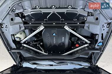 Внедорожник / Кроссовер BMW X6 2021 в 