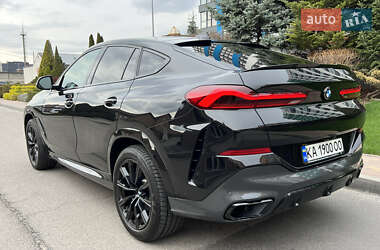 Позашляховик / Кросовер BMW X6 2022 в 