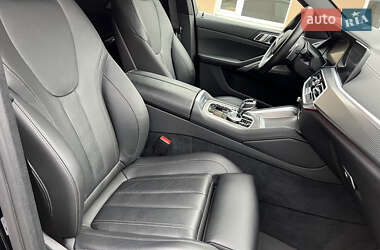 Позашляховик / Кросовер BMW X6 2022 в 