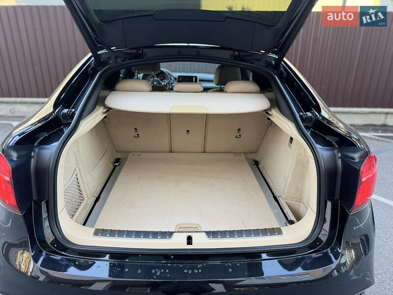 Внедорожник / Кроссовер BMW X6 2015 в Киеве