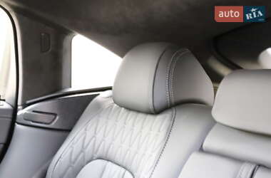 Позашляховик / Кросовер BMW X6 2022 в 