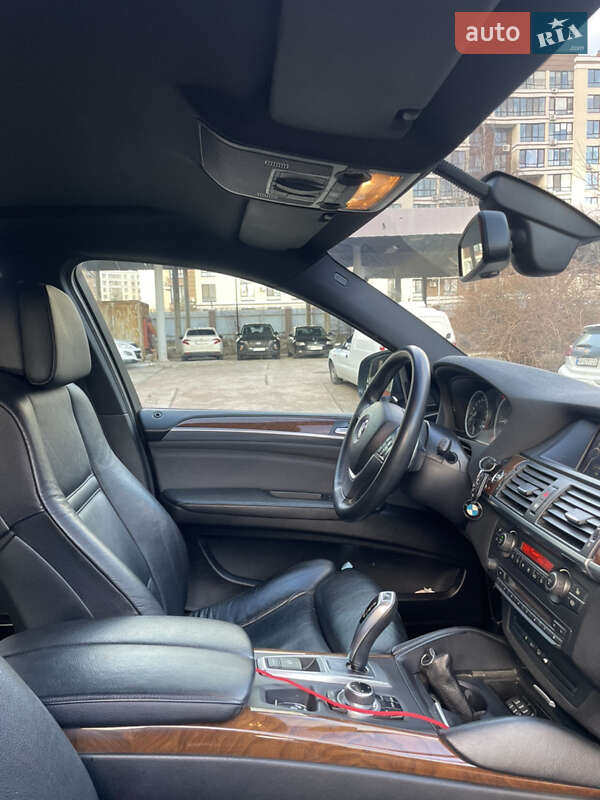 Внедорожник / Кроссовер BMW X6 2013 в Киеве