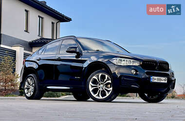 Внедорожник / Кроссовер BMW X6 2015 в 