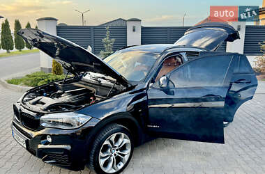 Внедорожник / Кроссовер BMW X6 2015 в 