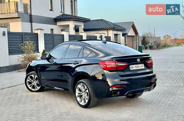 Внедорожник / Кроссовер BMW X6 2015 в 