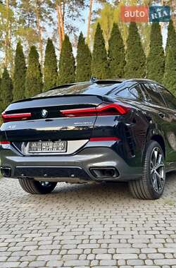 Позашляховик / Кросовер BMW X6 2022 в 