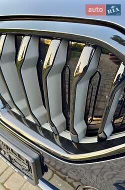 Позашляховик / Кросовер BMW X6 2022 в 