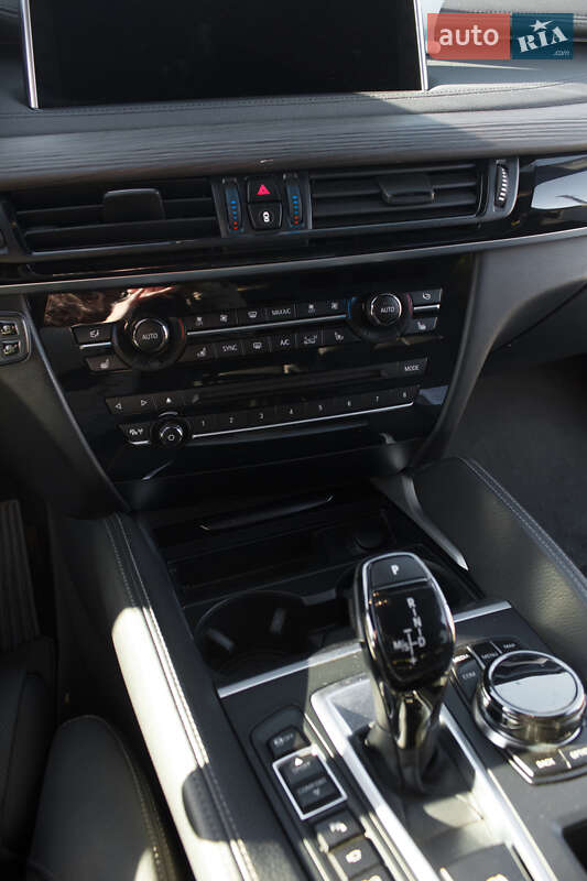 Позашляховик / Кросовер BMW X6 2018 в Хмельницькому