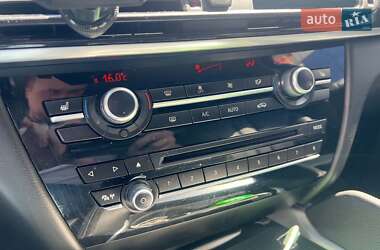 Позашляховик / Кросовер BMW X6 2015 в 