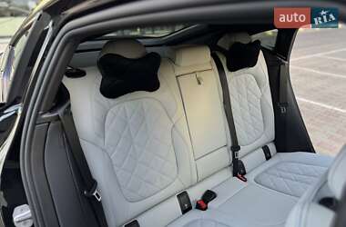 Внедорожник / Кроссовер BMW X6 2023 в 