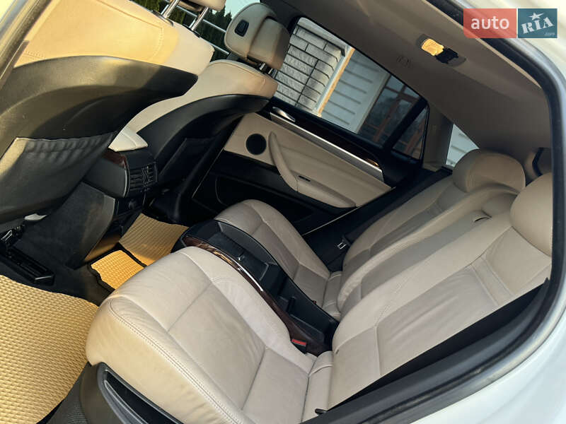 Позашляховик / Кросовер BMW X6 2009 в Новоселиці