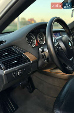 Позашляховик / Кросовер BMW X6 2010 в 