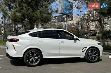 Позашляховик / Кросовер BMW X6 2021 в 