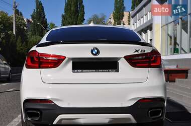 Внедорожник / Кроссовер BMW X6 2018 в 