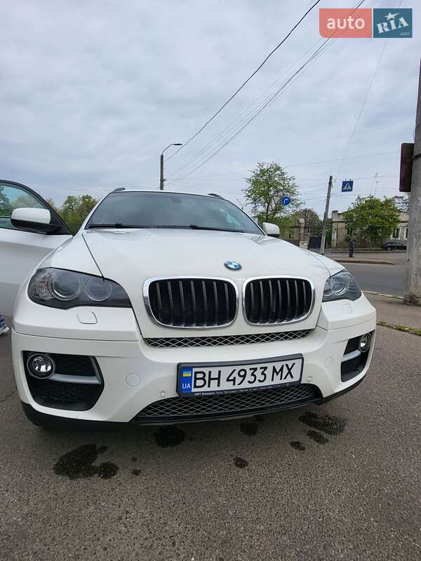 BMW X6 2012