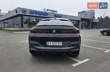 Позашляховик / Кросовер BMW X6 2022 в 