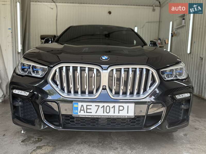 Внедорожник / Кроссовер BMW X6 2021 в Днепре