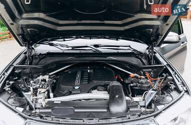 Позашляховик / Кросовер BMW X6 2015 в 