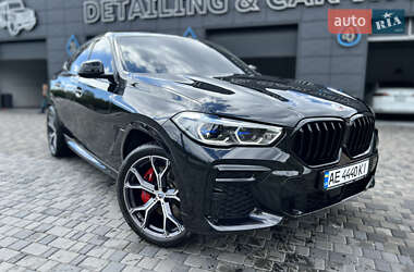 Позашляховик / Кросовер BMW X6 2022 в 