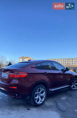 Позашляховик / Кросовер BMW X6 2010 в 