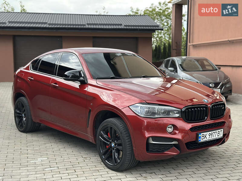 Внедорожник / Кроссовер BMW X6 2016 в 