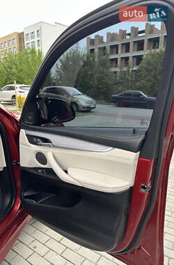 Внедорожник / Кроссовер BMW X6 2016 в 