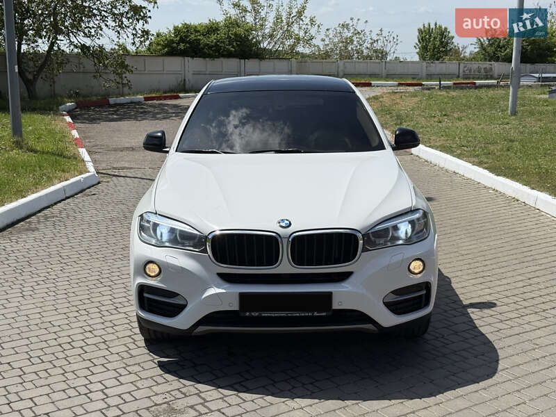 Позашляховик / Кросовер BMW X6 2015 в Одесі