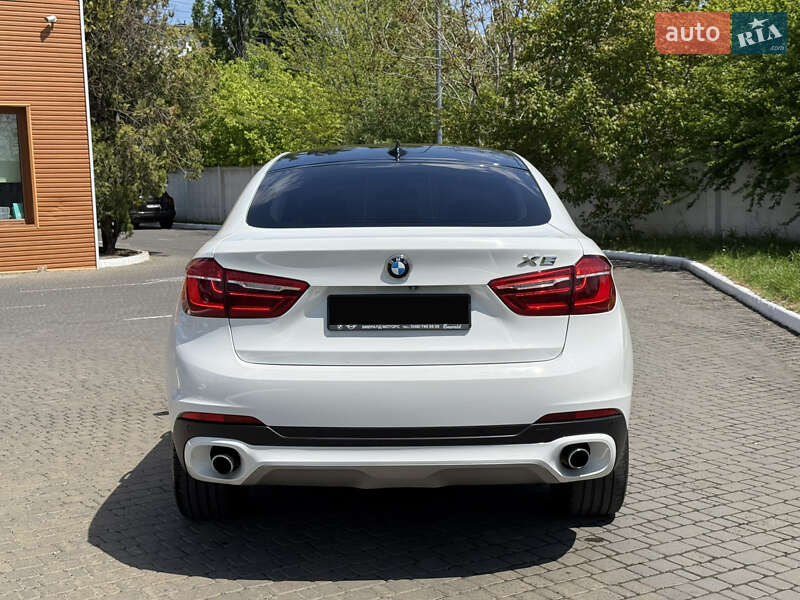 Позашляховик / Кросовер BMW X6 2015 в Одесі