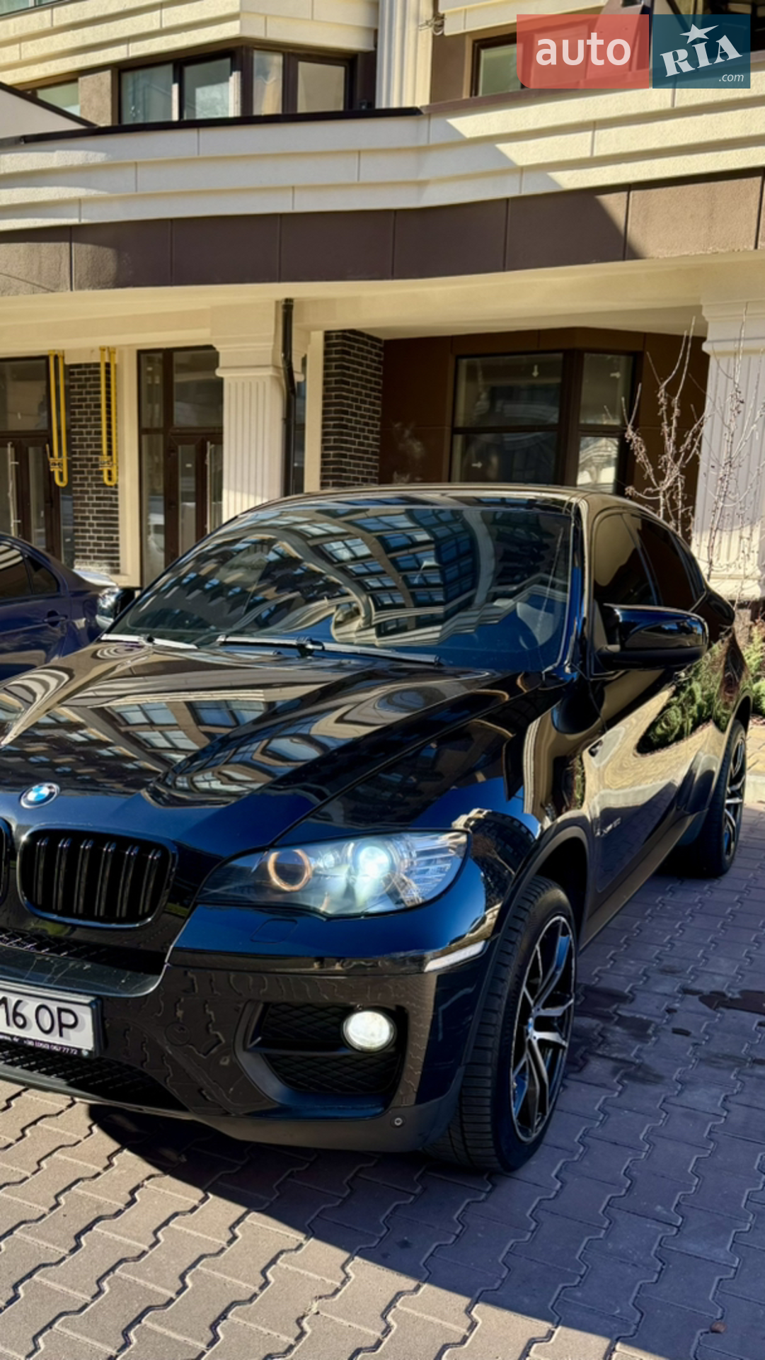 2011 BMW X6 - мініатюра 2
