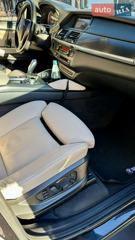 Позашляховик / Кросовер BMW X6 2011 в Києві