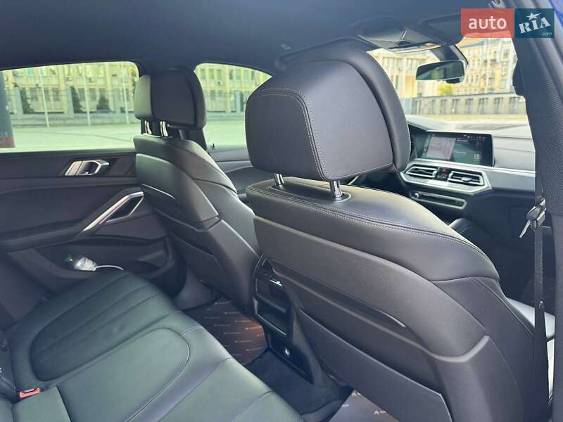 Внедорожник / Кроссовер BMW X6 2019 в Киеве