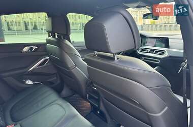 Внедорожник / Кроссовер BMW X6 2019 в 