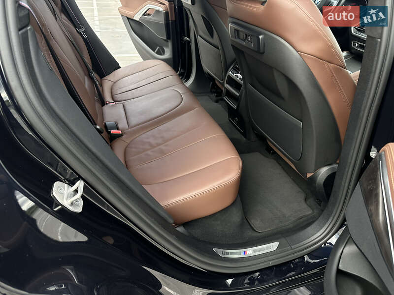 Внедорожник / Кроссовер BMW X6 2022 в Киеве