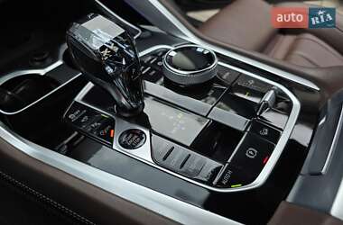 Позашляховик / Кросовер BMW X6 2020 в 