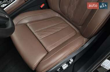Позашляховик / Кросовер BMW X6 2020 в 