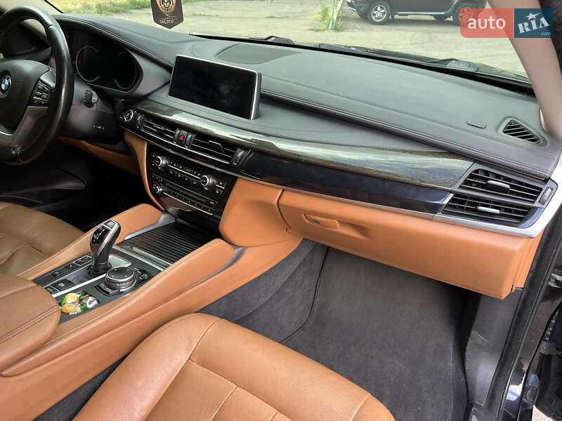 Внедорожник / Кроссовер BMW X6 2015 в Черкассах
