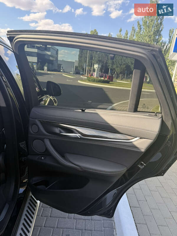 Внедорожник / Кроссовер BMW X6 2017 в Одессе фото 37 Внедорожник / Кроссовер BMW X6 2017 в Одессе