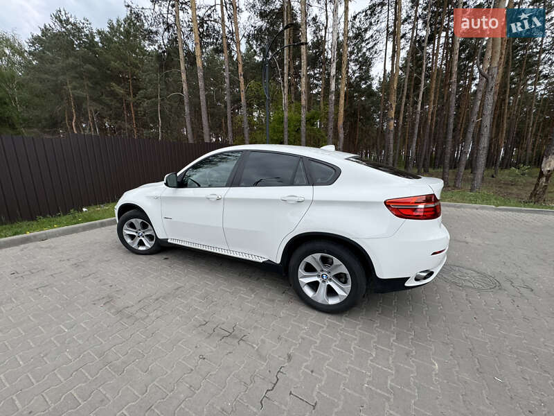 Внедорожник / Кроссовер BMW X6 2012 в Буче