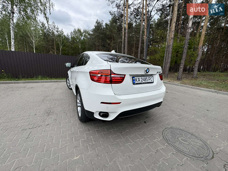 Внедорожник / Кроссовер BMW X6 2012 в Буче