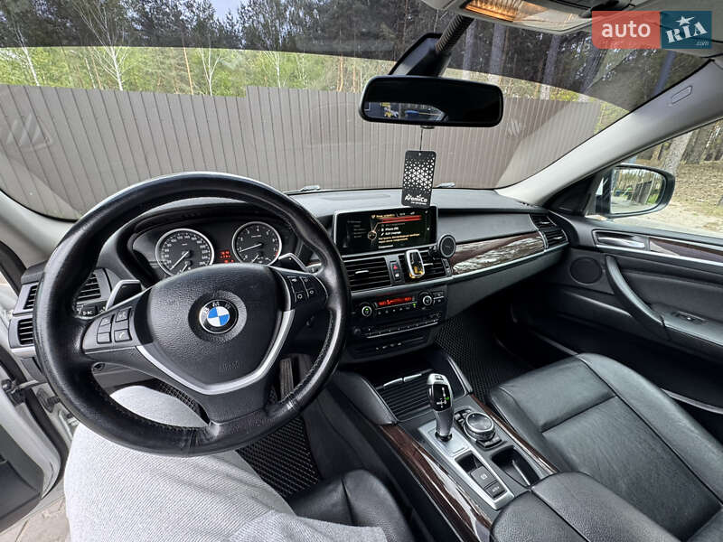 Внедорожник / Кроссовер BMW X6 2012 в Буче