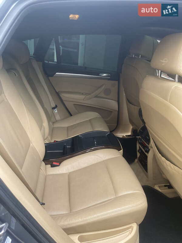 Позашляховик / Кросовер BMW X6 2011 в Львові фото 32 Позашляховик / Кросовер BMW X6 2011 в Львові