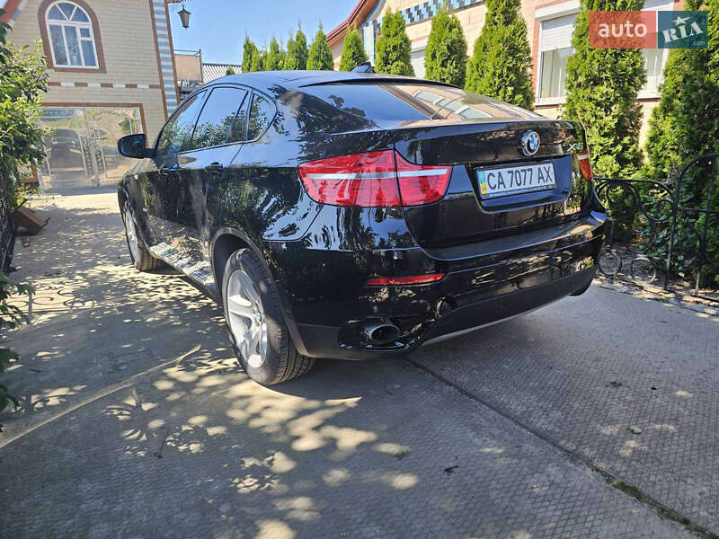 Внедорожник / Кроссовер BMW X6 2011 в Золотоноше