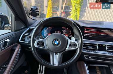Позашляховик / Кросовер BMW X6 2022 в 
