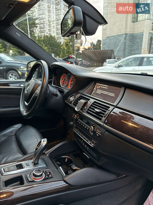 Внедорожник / Кроссовер BMW X6 2011 в Одессе