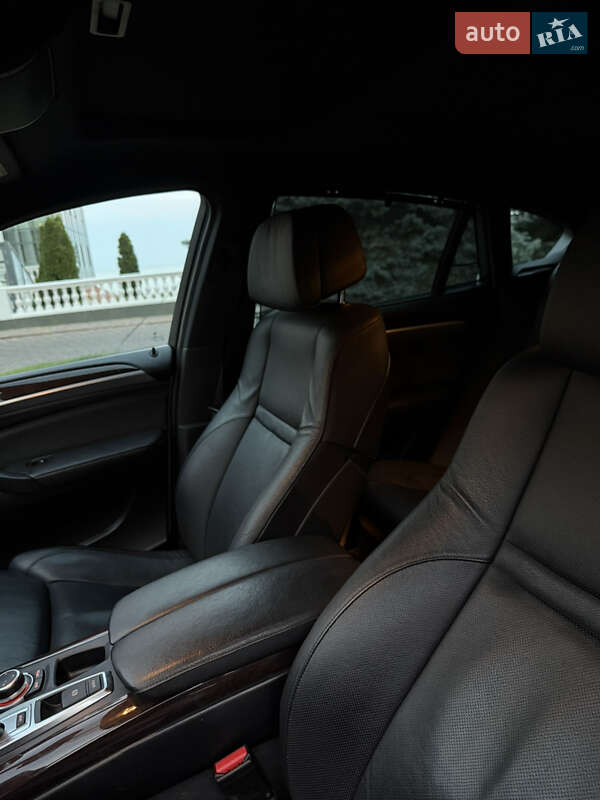 Внедорожник / Кроссовер BMW X6 2011 в Одессе