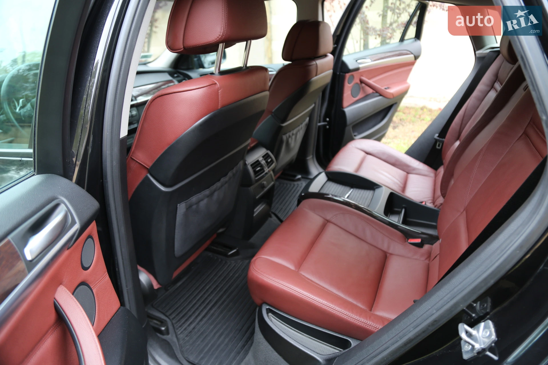 2010 BMW X6 - мініатюра 12