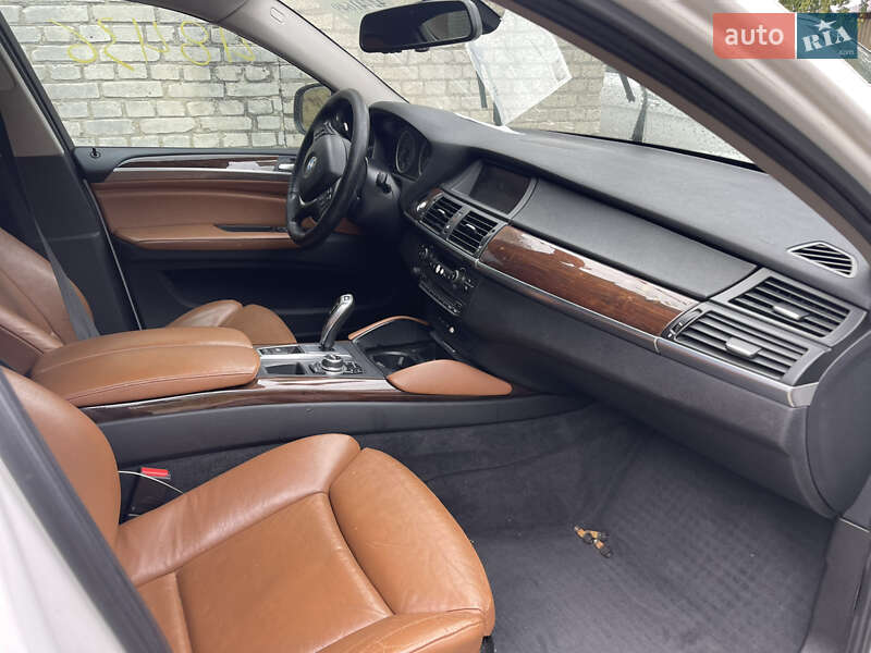 Позашляховик / Кросовер BMW X6 2012 в Луцьку